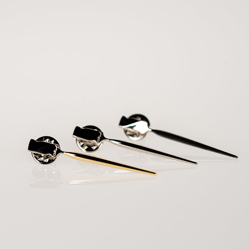 Anstecknadel schwarz